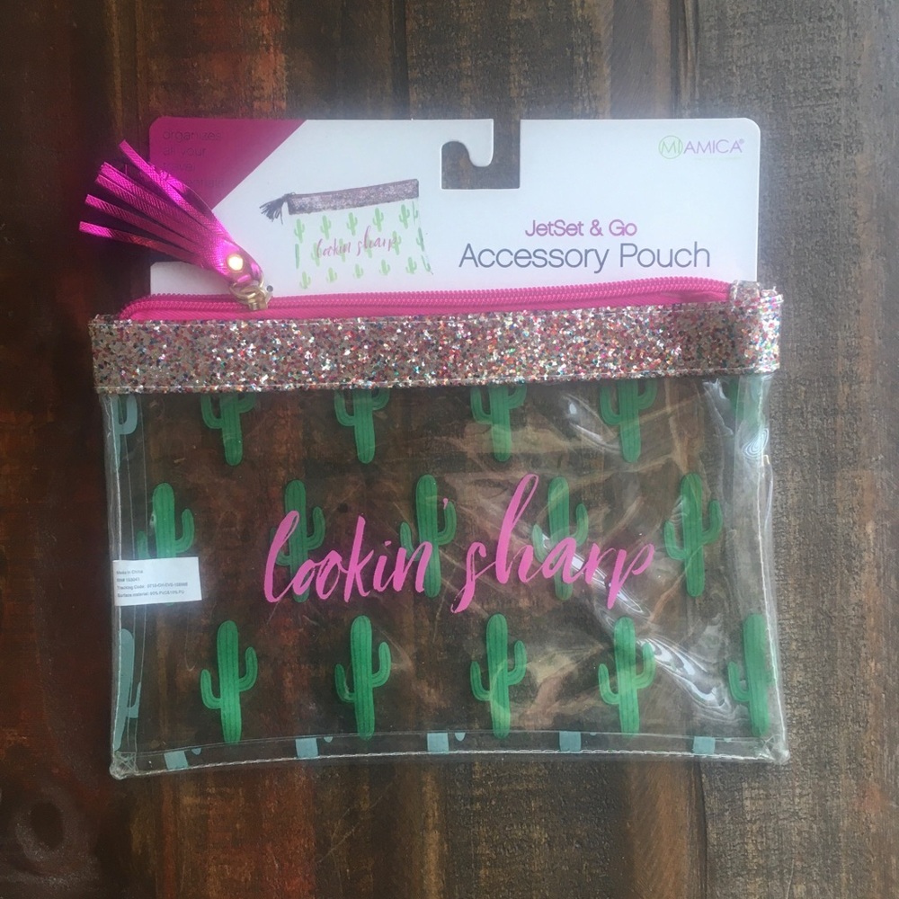 NWT 🌵 “Looking Sharp” Cactus Cosmetic Bag